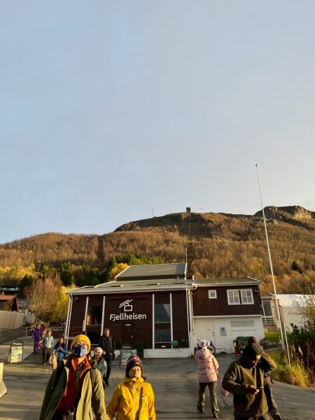 Norway-Tromso-Fjellheisen纜車-北極大教堂-徒步區散步-世界最北麥當勞2917813