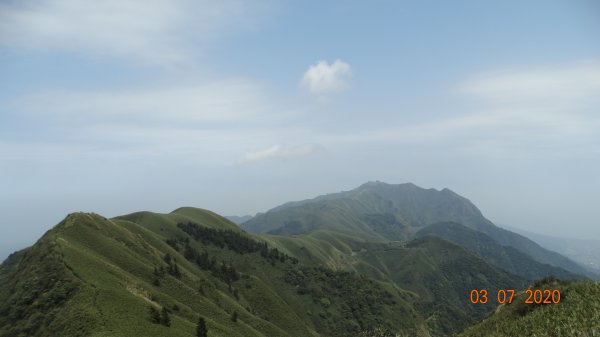 經不住陽光和遠處山頭的誘惑 !869677