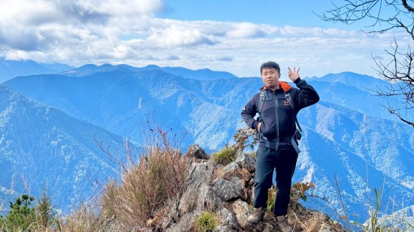 20250122 三角貓🐱遊玉山前峰玩瘋了🌀2698275