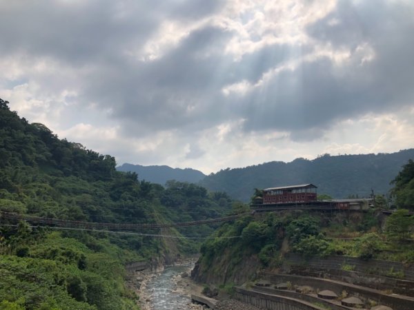 達娜伊谷走里美避難歩道、巨石坂步道690710