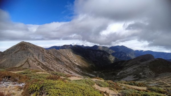 雪季來臨前，想上雪山巧遇雪景，但...下次再來吧！