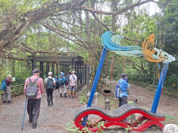 大湖公園→大溝溪生態治水園區→圓覺寺步道→圓覺瀑布→圓覺寺→鯉魚山步道【臺北大縱走 4、臺北健走趣】2849068