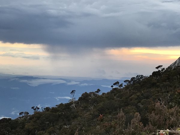 二遊馬來西亞神山京那巴魯4095m843167