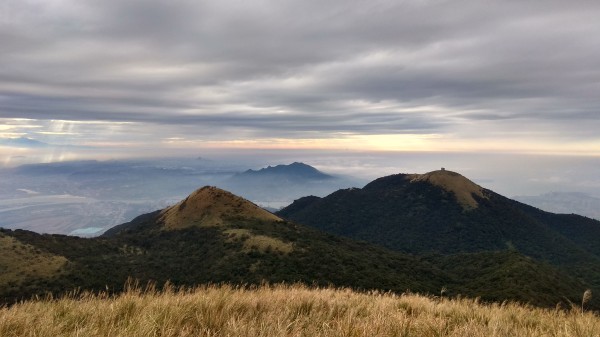 大屯山霧霾252256