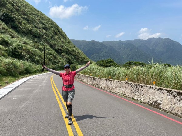 230807-小百岳#002 七星山+雙坑O繞（小油坑-冷水坑），美美兔享受七星風大的痛快。2279521