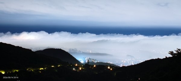 #大屯山 #雲海 #雲瀑 #斜射光 #百拉卡 #小油坑 #中湖戰備道 #雲海 5/14&153054845