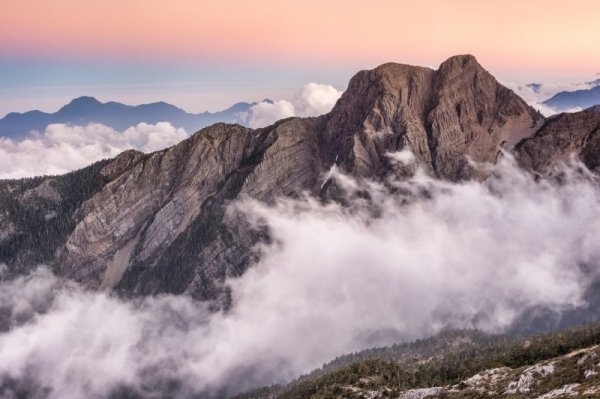 【公告】自108年8月26日05時起恢復玉山國家公園生態保護區登山路線之入園活動