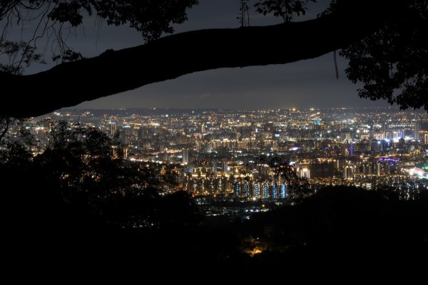 2025-05-17 三汀山夜爬2789594