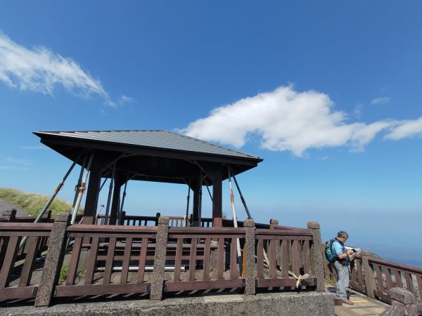 臺北大縱走第2段(大屯山鞍部停車場→面天坪涼亭)2349999