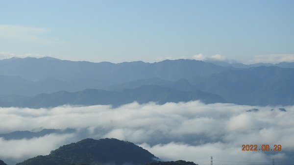 石碇二格山雲海流瀑+十三股山(永安社區)+獵狸尖(梅樹嶺山706M)8/271824903