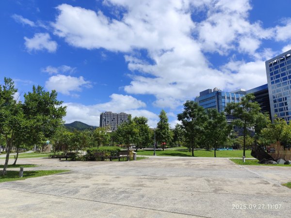 大港墘公園、花博公園圓山園區、臺北市立美術館【臺北健走趣】2907257