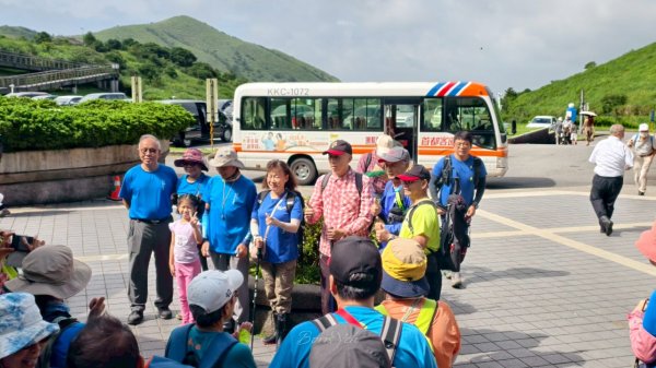 擎天崗→石梯嶺→頂山→風櫃嘴→天溪園→聖人橋【任務二 2025臺北大縱走 3+4】2836549