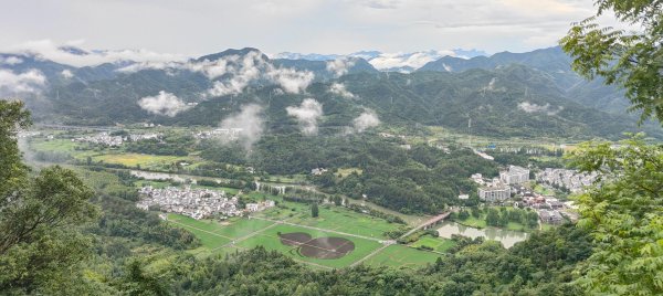 中國  齊雲山3087945