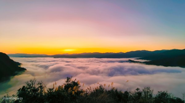 #新店四十份 #翡翠水庫壩頂 #覺真宮 #雲海 #日出 #雲瀑 #霧虹 1/52977308