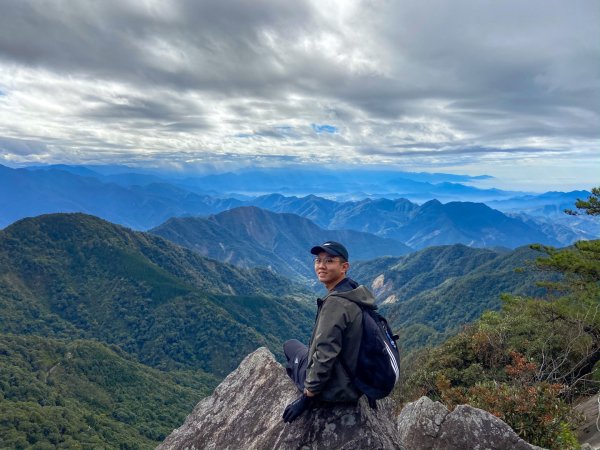 五訪台中鳶嘴山：拉繩挑戰陡峭岩壁785432