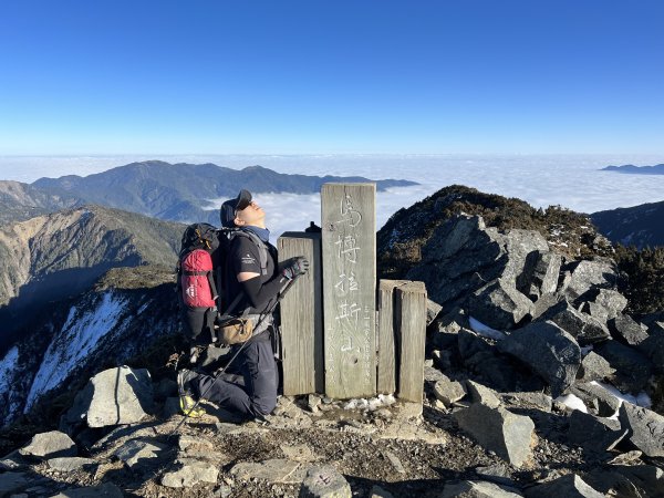 【駒盆西稜上馬博下嘆息灣D2】駒盆谷、積雪馬博拉斯山封面