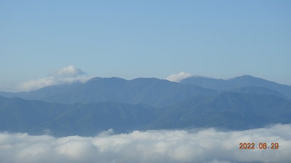 石碇二格山雲海流瀑+十三股山(永安社區)+獵狸尖(梅樹嶺山706M)8/271824912