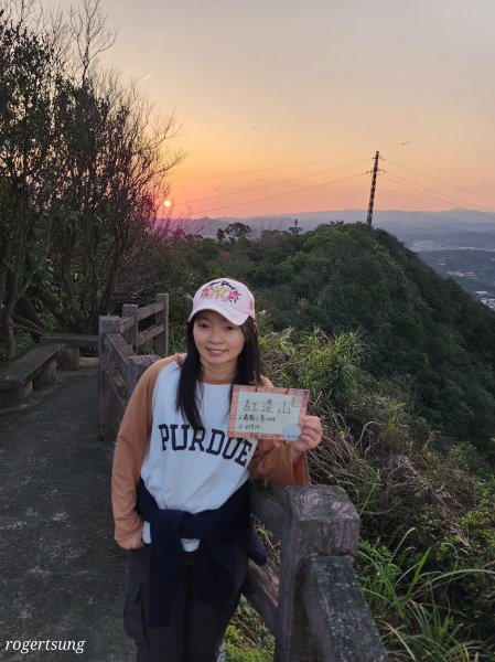 360度視野觀景小百岳-基隆紅淡山2996425