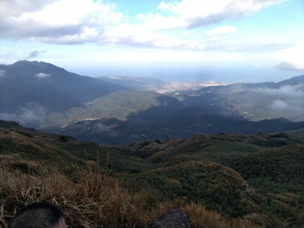 1081215陽明山主，東峰O型走走散步776229