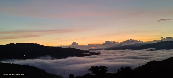 跟著雲海達人山友追雲趣-獵狸尖星空/火燒雲日出雲海&開眼崙觀音圈8/242260378