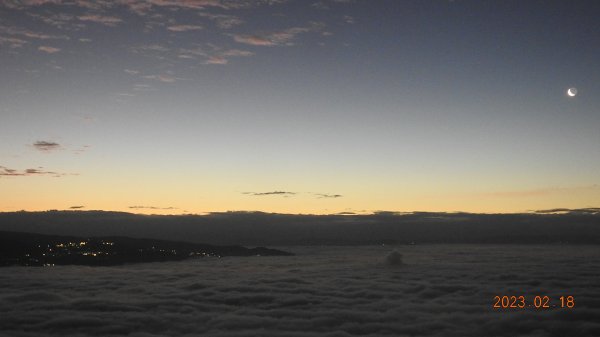 觀音山日出雲海+觀音圈+下弦月+曙光火燒雲&太平濱海步道晚霞海霧&琉璃光2/182035163