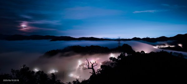 跟著雲海達人山友追雲趣 #琉璃光 #雲海流瀑 #日出雲海 #火燒雲 6/102808484