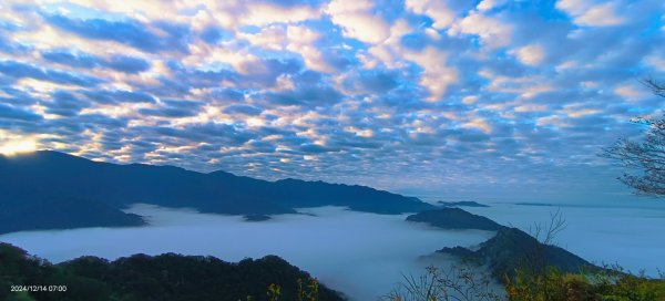 二訪馬拉邦山，解鎖 #琉璃光雲海 #日出雲海  #血月 #斜射光 #楓葉紅了！2668551