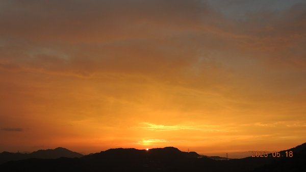 5/20我愛您新店四十份翡翠水庫壩頂日出雲海&5/182154192