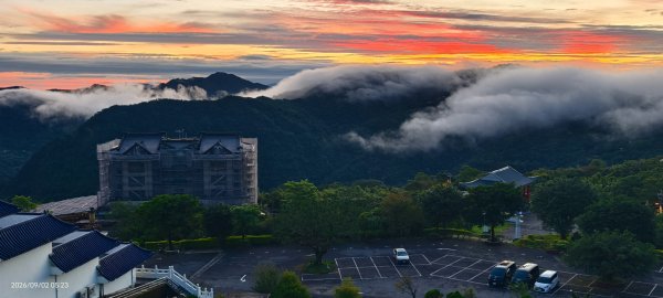 #新店四十份 #翡翠水庫 #日出 #雲瀑 #火燒雲 #雲海 9/23114391