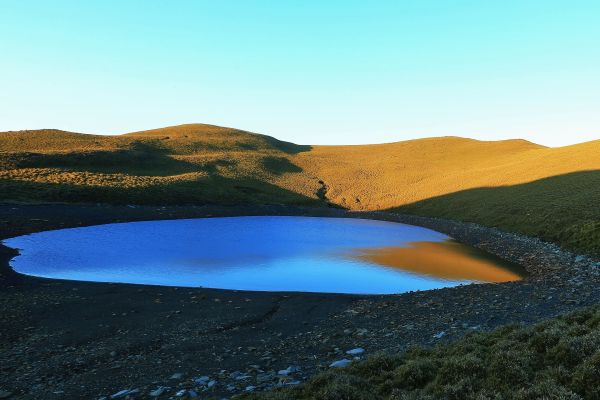 山裡的藍寶石--再走一趟迷人的嘉明湖　　145640