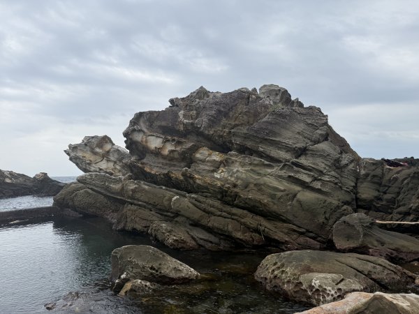 龜仙岩與玫瑰岩2680867