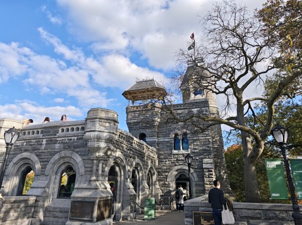 [紐約馬之行-13] 2025_1101 中央公園-眺望台城堡2945197