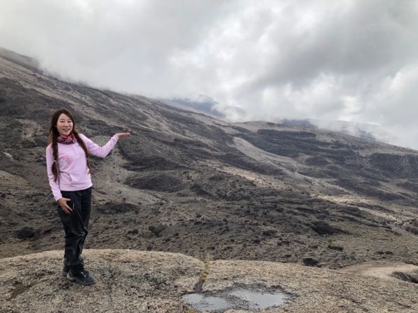 201802哭著拖上去ㄉ吉利馬札羅火山279372