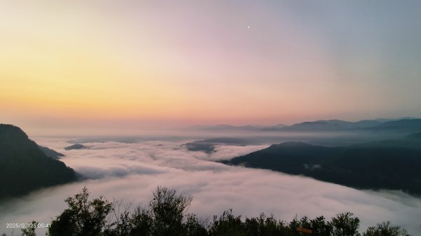 #翡翠水庫壩頂 #月亮雲海 #日出雲海 #鱷魚島雲海 3/25&2652745623
