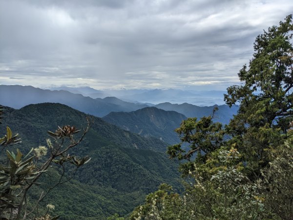 鳶嘴山稍來山1885860