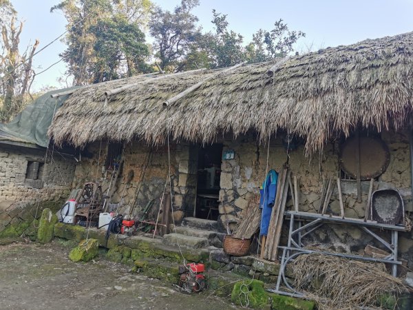 猴山岳萬壽路登山口-猴山岳-林家草厝-猴山岳山腰路-泰元農場 踽踽獨行之二2720850