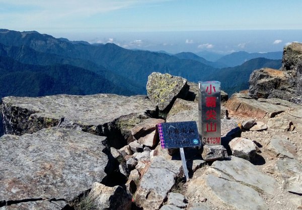 世紀奇峰大霸尖山、小霸尖山、伊澤山、加利689884