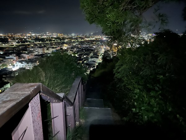 [漫遊縱谷 愛在花東-06/10] 2025_1011 台東鯉魚山步道2913373