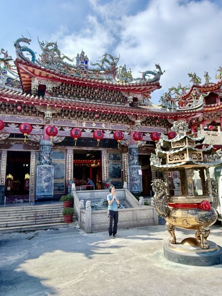 草尾嶺步道血藤花大爆開    2025.3.272748130