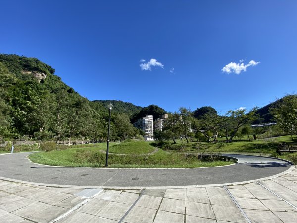 【四獸山攻略】虎豹獅象 O 型環走！完整四獸山輕鬆路線全收錄