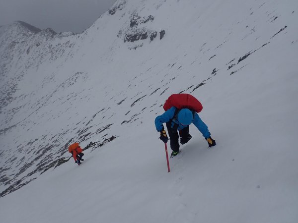 【新聞】雪季服務期將開跑，請為了下山而上山