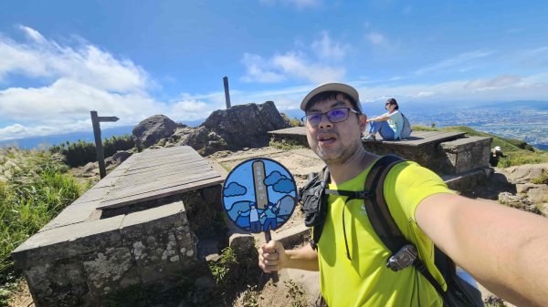 20250917七星山北北峰上北峰-主峰-南峰-摘星峰+紗帽山南峰2889389