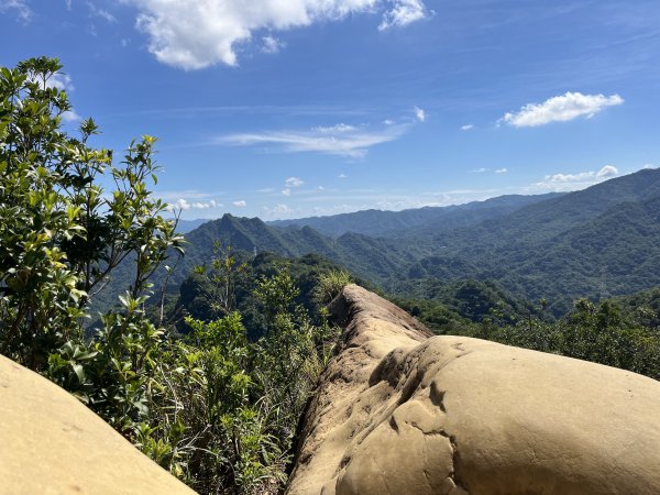 [微笑山線_第九段] 2025_0914 二格山系_皇帝殿東峰2889490