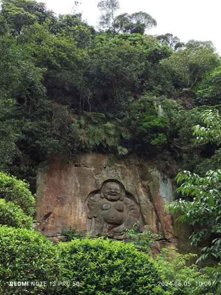 走訪新北市中和區及土城區的名勝古蹟：圓通禪寺、牛埔頭山、新加坡山2518402