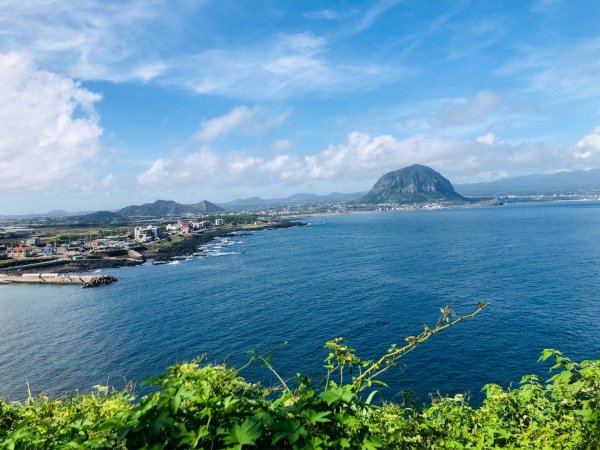 1140813 Jeju 偶來10號松岳山步道環走。天地淵.正房.天帝淵瀑布2861448
