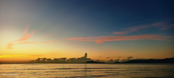 天龍國阿伯的日常-雲山水花鳥蝶  #龜島曉日  #牡丹蓮 #香水蓮  #手機拍攝 賞蝶趣 7/2&32826052