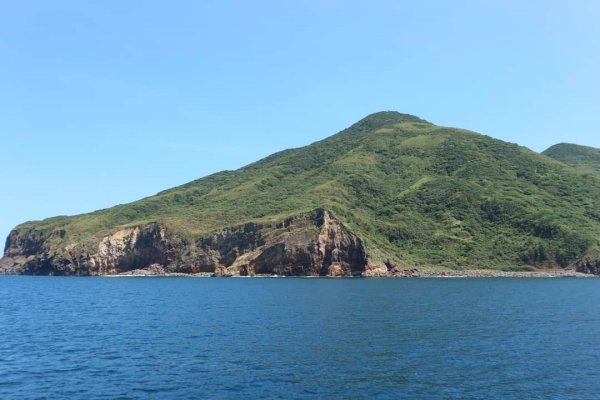 龜山島。毛柿公 龜尾湖 龜卵步道 四0一高地  普陀巖 牛奶海 坑道 礫灘 國民學校  烏龜怪方蟹2256313