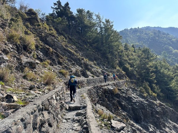 202414~15歷經2年抽籤終於蒞臨台灣最高峰玉山西、北、主峰2481884