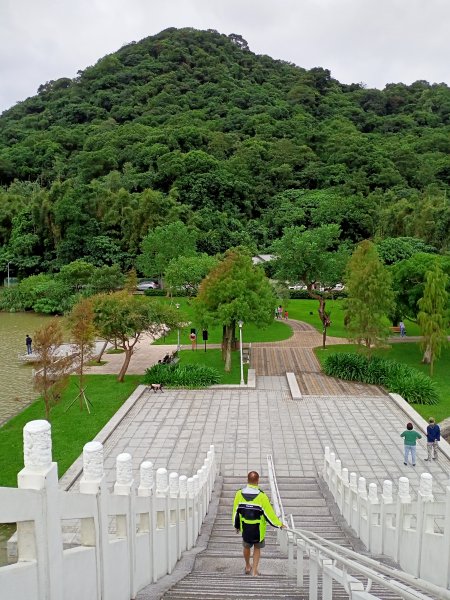 大港墘公園、大湖公園 (防災公園) - “非常愛尋寶”【走路趣尋寶，全臺齊步走】1883857