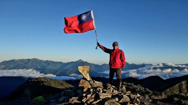 雪東、主、北峰訪翠池，親近聖稜線211868